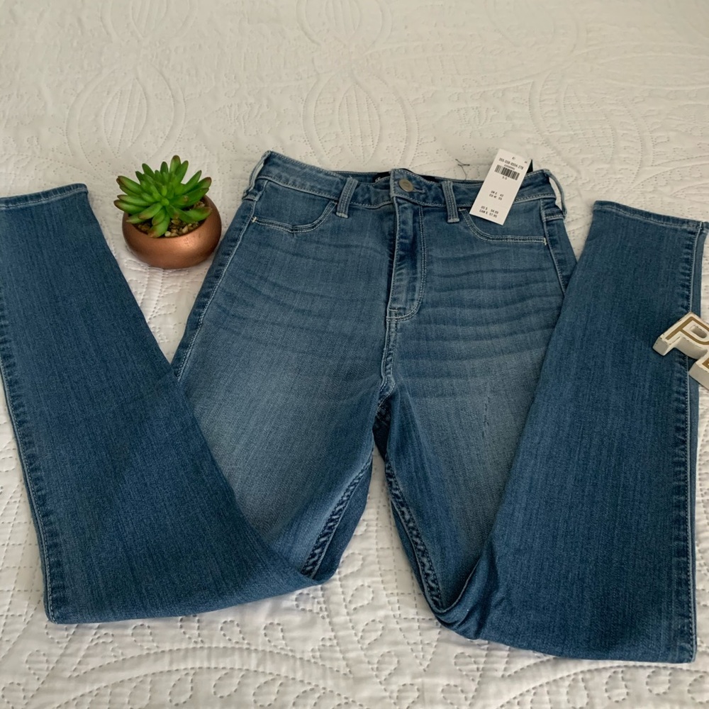 5-S HOLLISTER JEANS